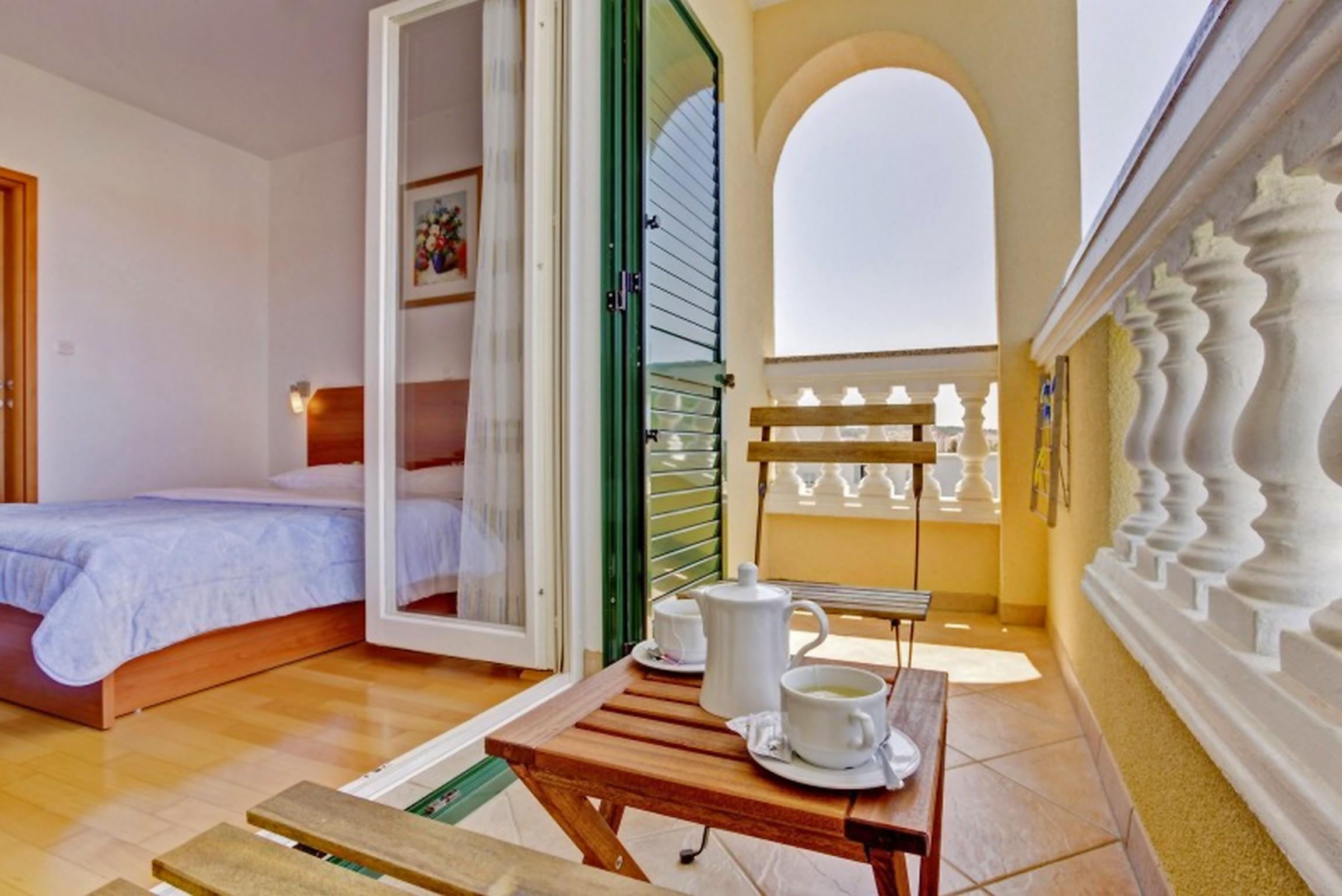 Pansion Villa Bok Novalja Exterior foto