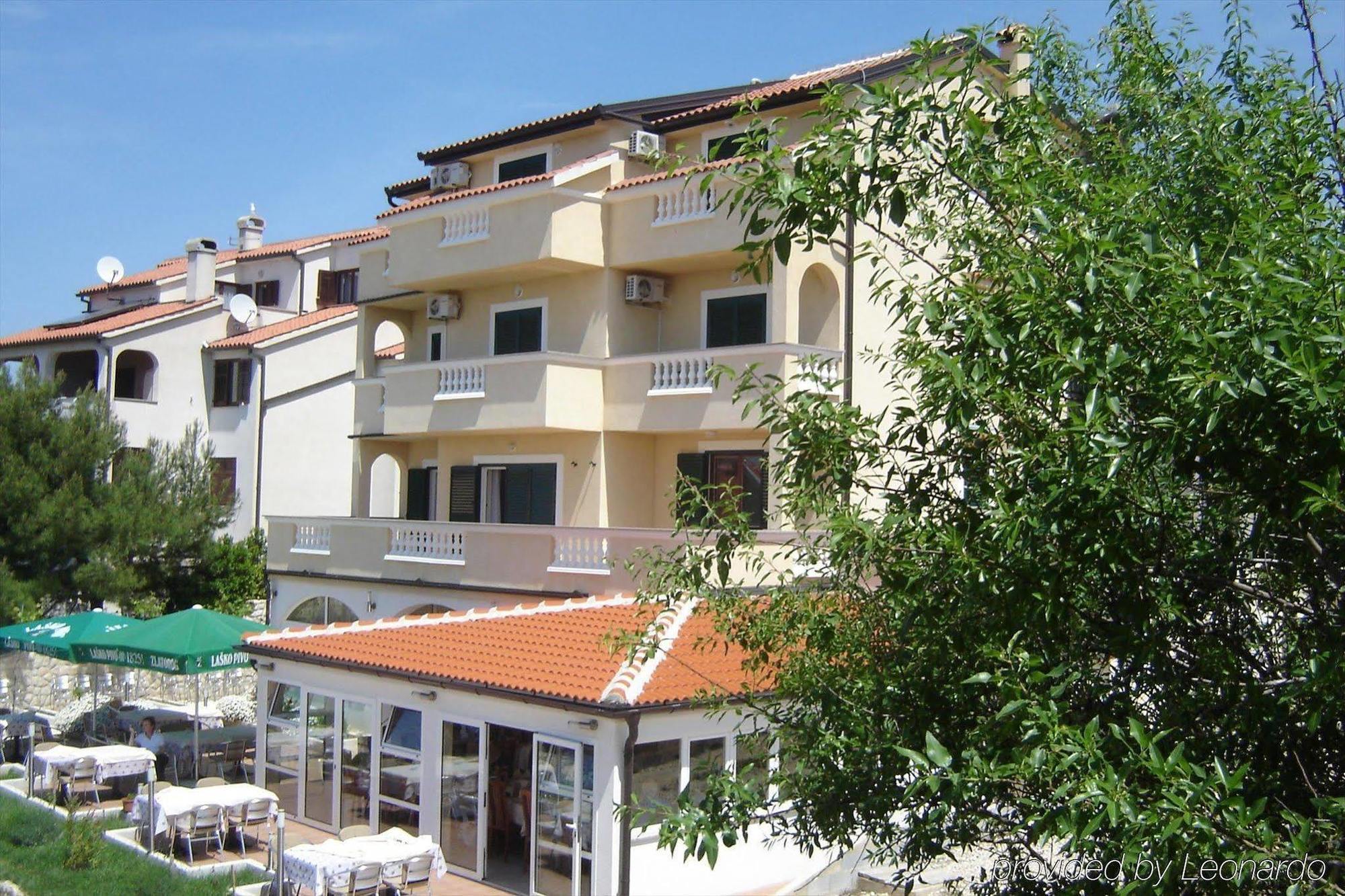 Pansion Villa Bok Novalja Exterior foto
